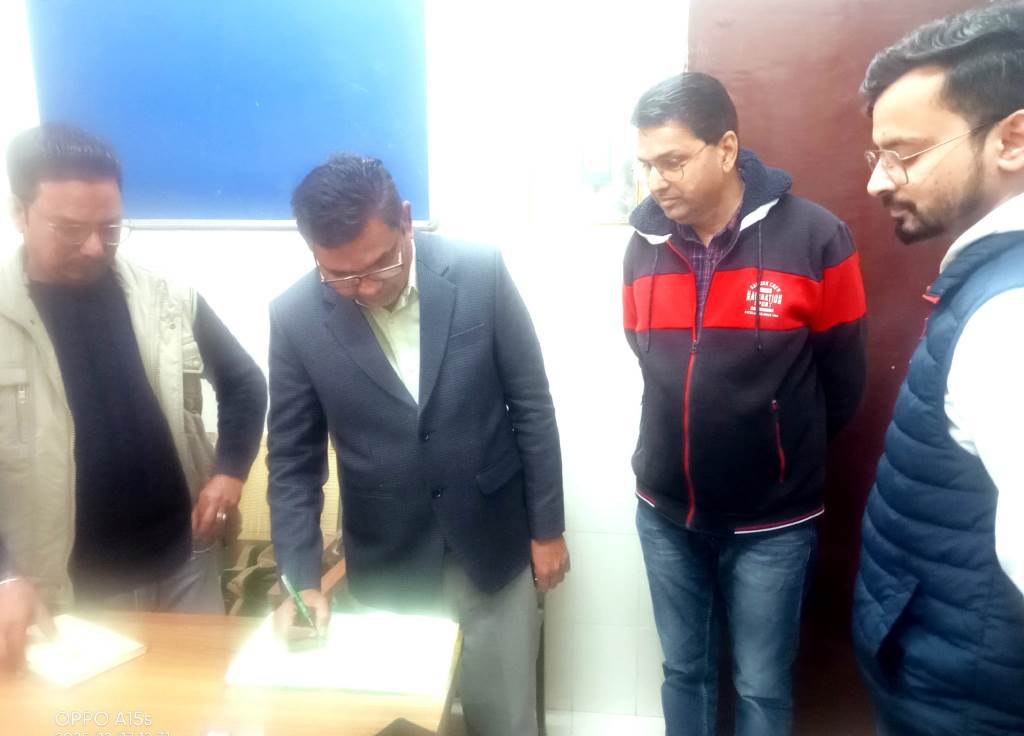 सिविल सर्जन डॉ बलवीर कुमार द्वारा आम आदमी क्लीनिकों का औचक निरीक्षण स्वास्थ्य सेवाओं की गुणवत्ता एवं स्वच्छता बनाए रखने के लिए निर्देश